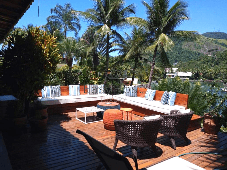 Luxury house rental in Angra dos Reis