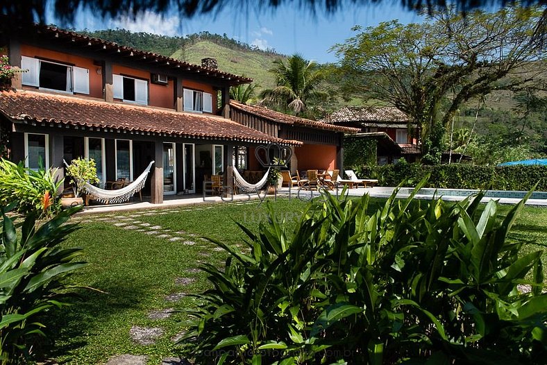 Luxury house rental in Angra dos Reis