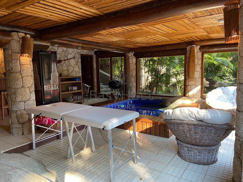 Luxury house rental in Angra dos Reis