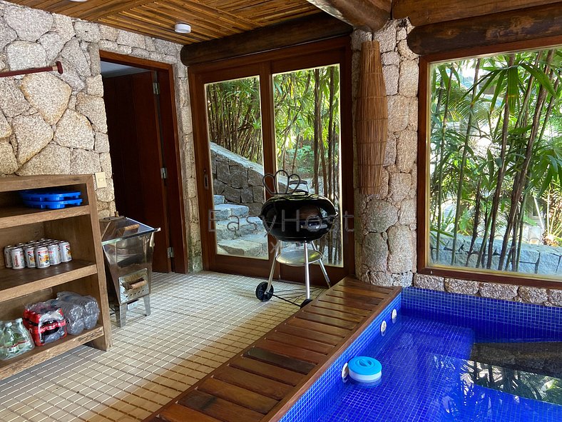 Luxury house rental in Angra dos Reis