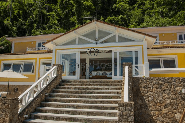 Luxury house rental in Angra dos Reis