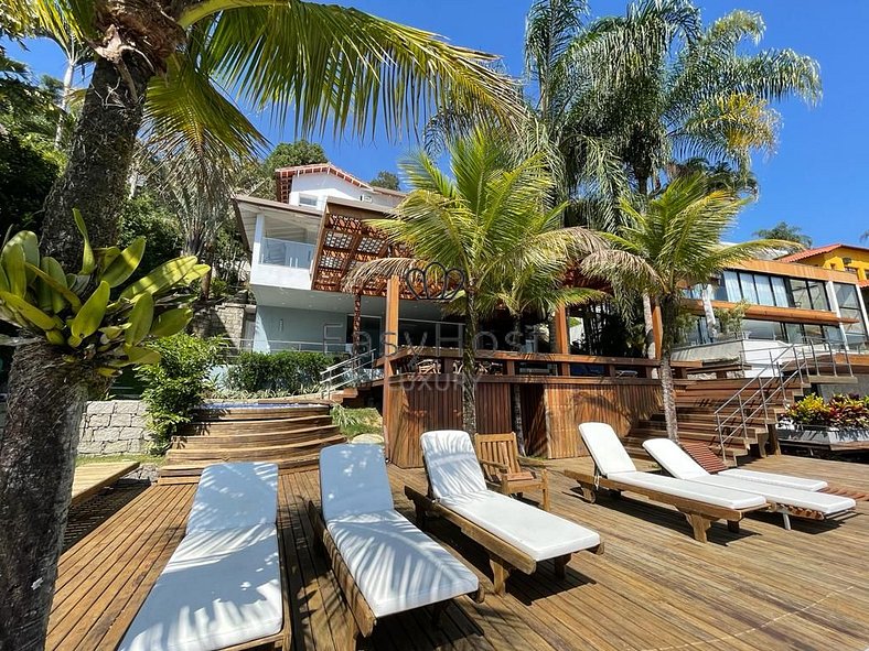 Luxury house rental in Angra dos Reis