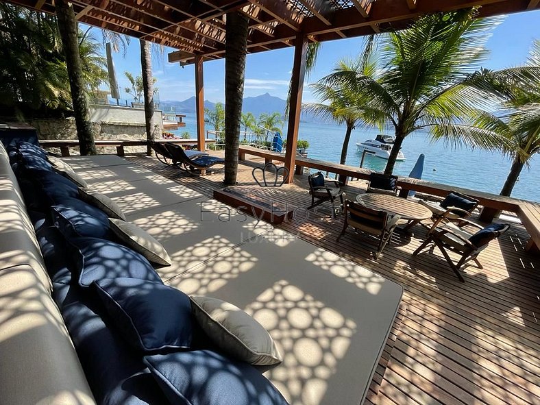 Luxury house rental in Angra dos Reis