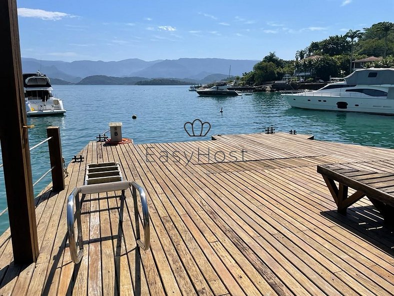 Luxury house rental in Angra dos Reis