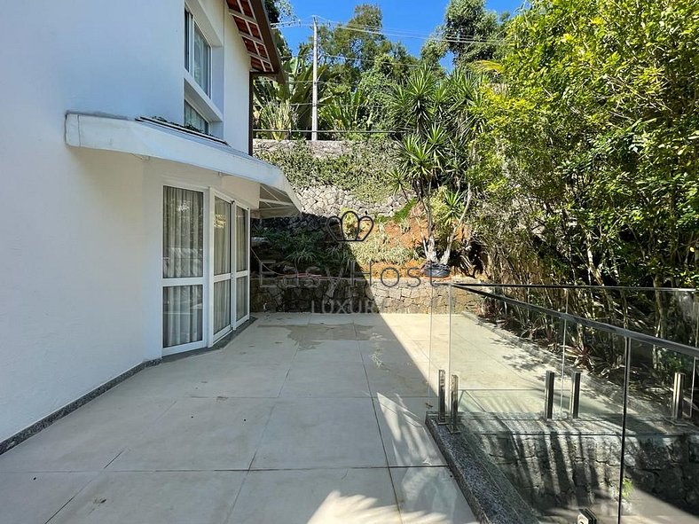 Luxury house rental in Angra dos Reis