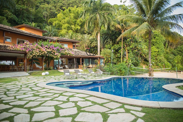 Luxury house rental in Angra dos Reis