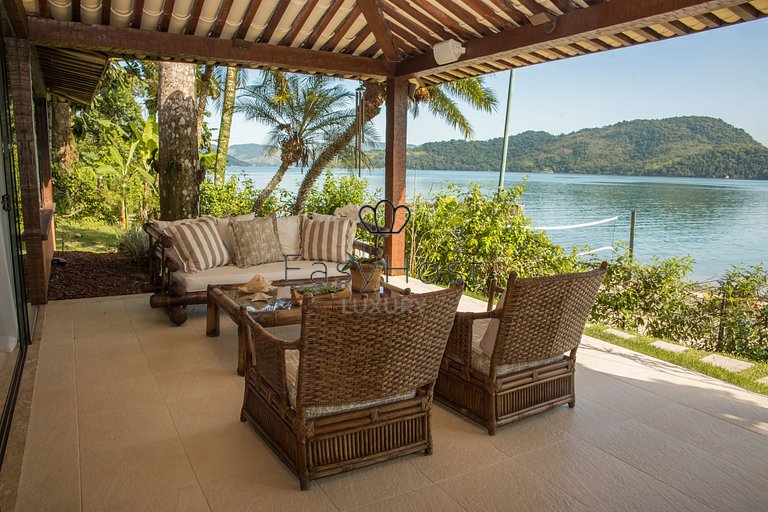 Luxury house rental in Angra dos Reis