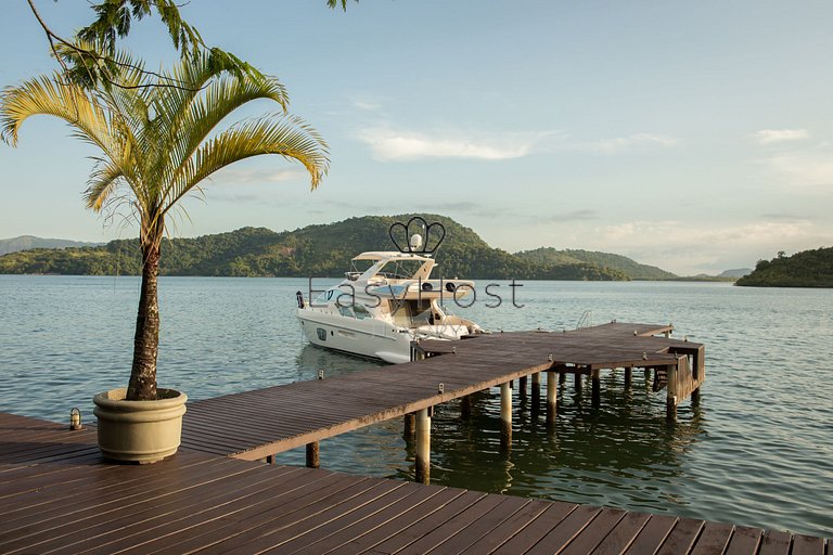 Luxury house rental in Angra dos Reis