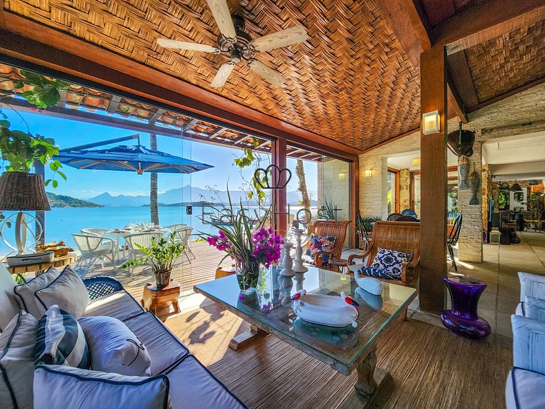 Luxury house rental in Angra dos Reis