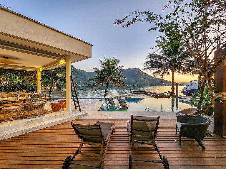 Luxury house rental in Angra dos Reis