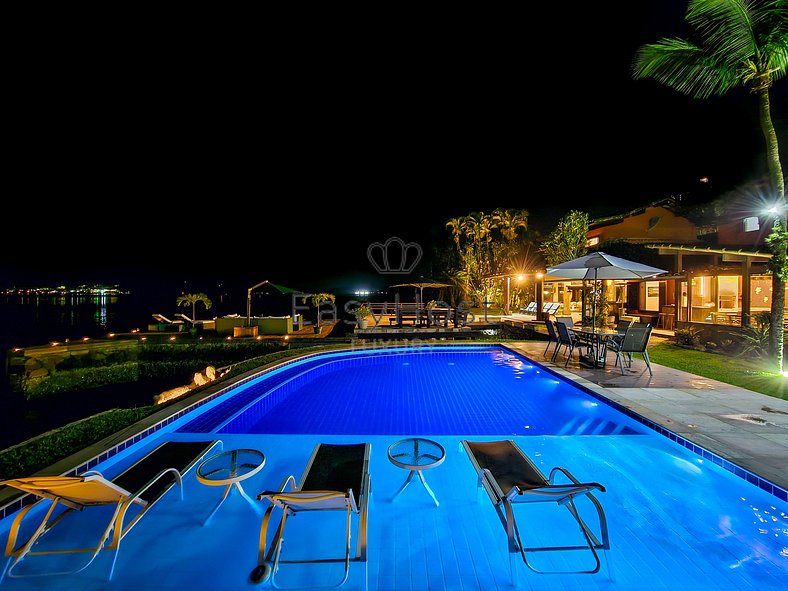 Luxury house rental in Angra dos Reis