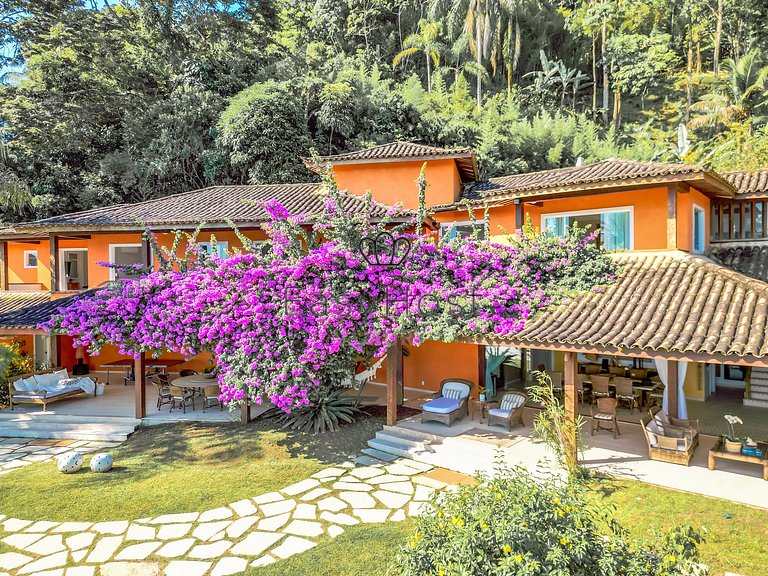 Luxury house rental in Angra dos Reis