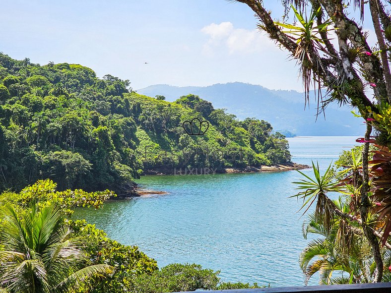 Luxury house rental in Angra dos Reis