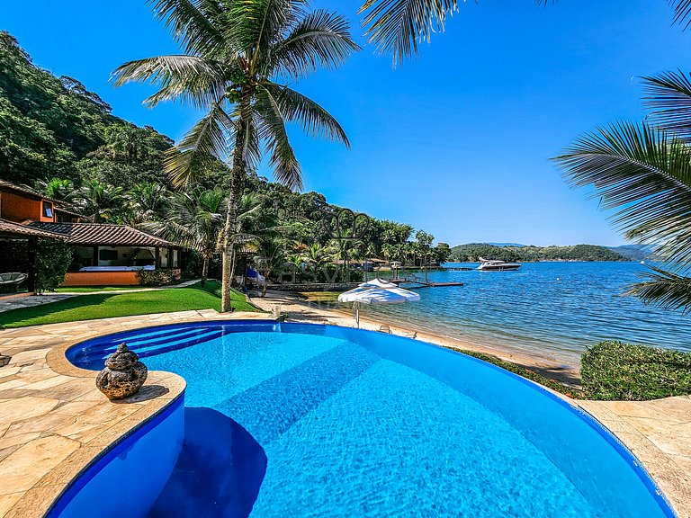 Luxury house rental in Angra dos Reis