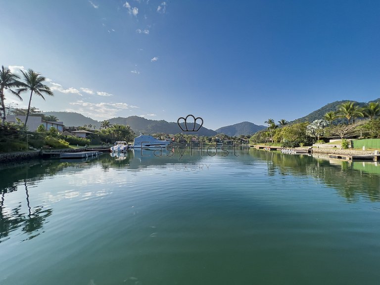 Terreno en venta en Paraty con vistas al canal - PARV06